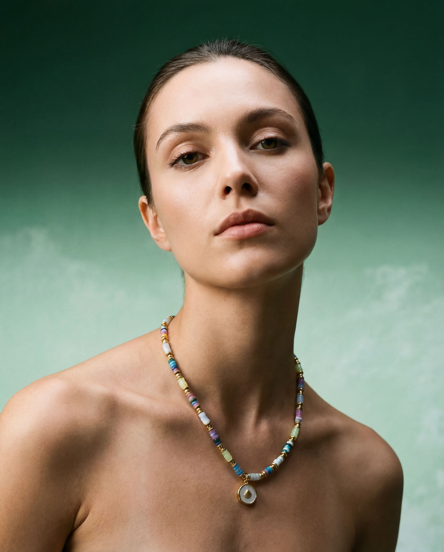 The Pixie - White Gold Shell